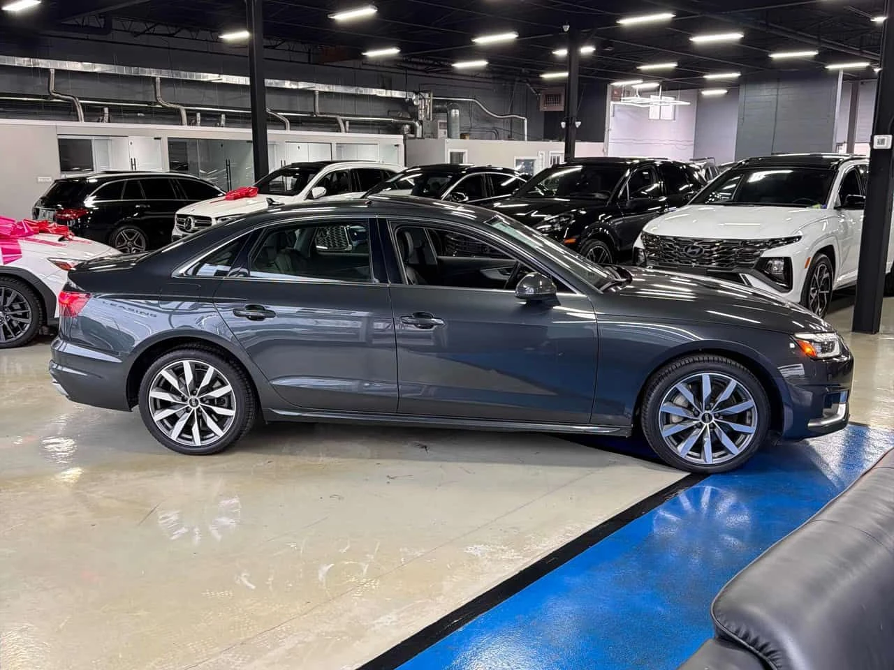 Audi A4 /DISTRONIC/CAMERA/LED/���� �� ������ | Mobile.bg � ����������� 12