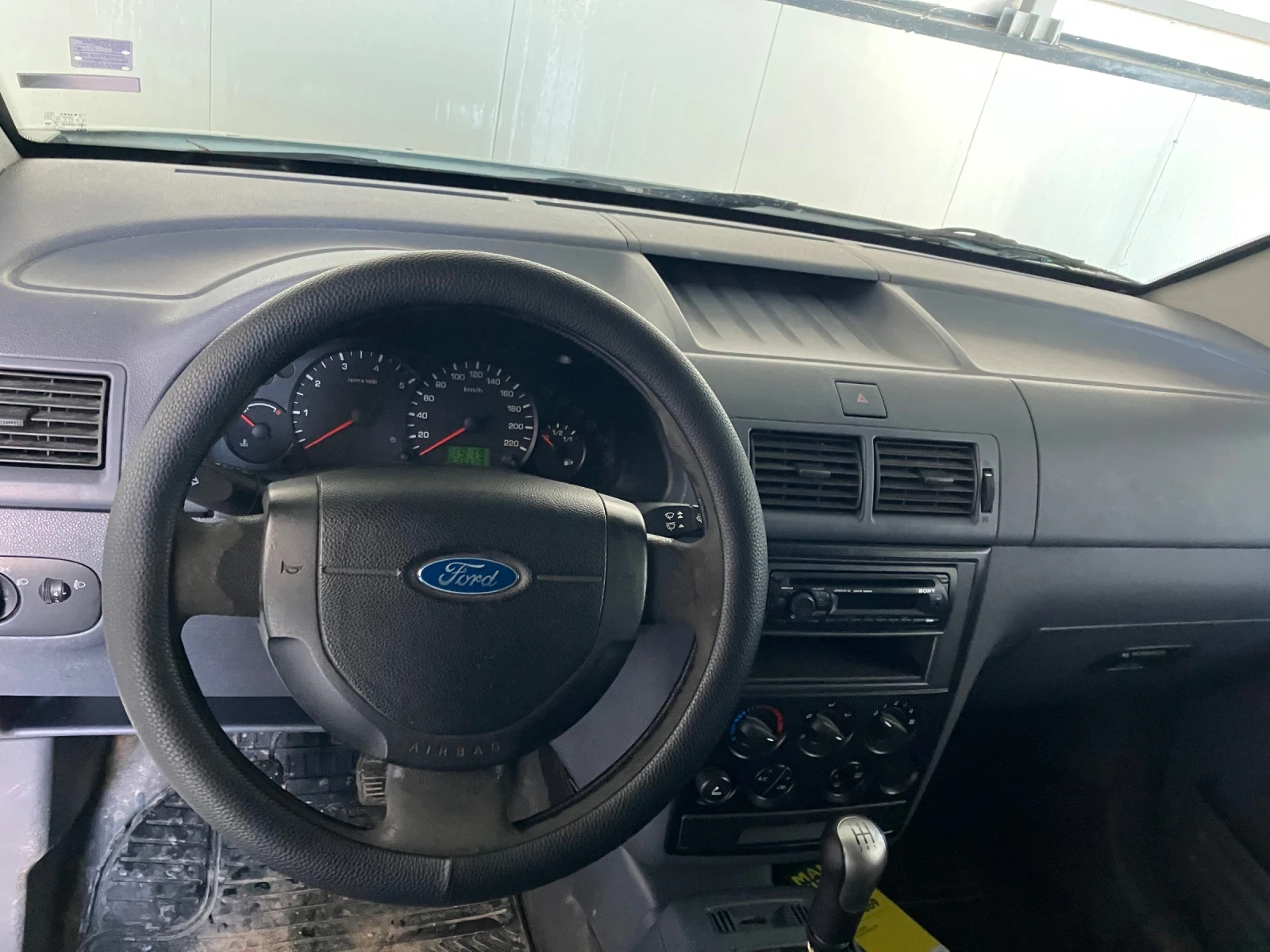 Ford Connect 1.8 tdci, снимка 7 - Автомобили и джипове - 54377471