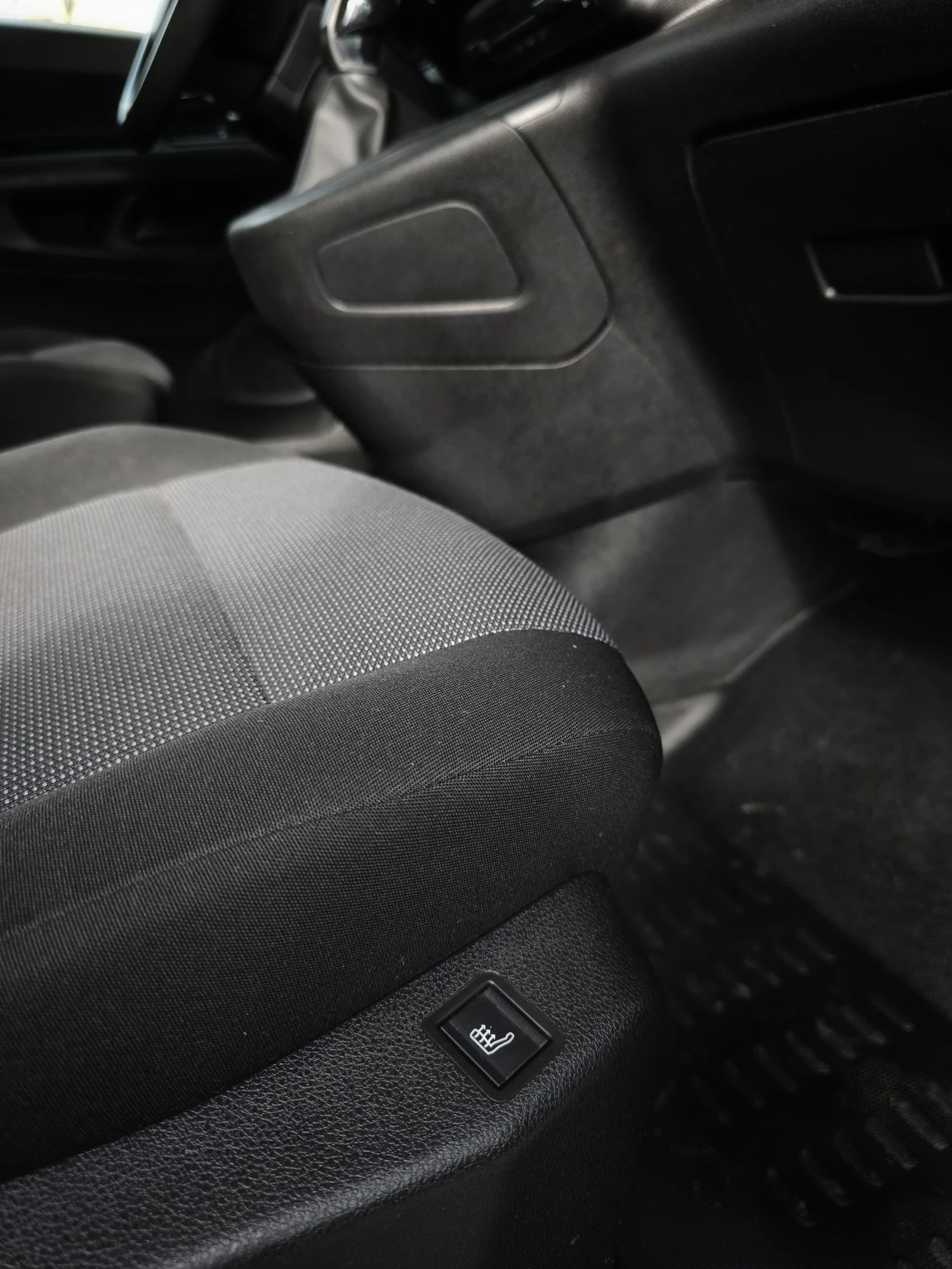 Citroen Berlingo 1.5 РЕГИСТРИРАН N1, снимка 10 - Автомобили и джипове - 54611521