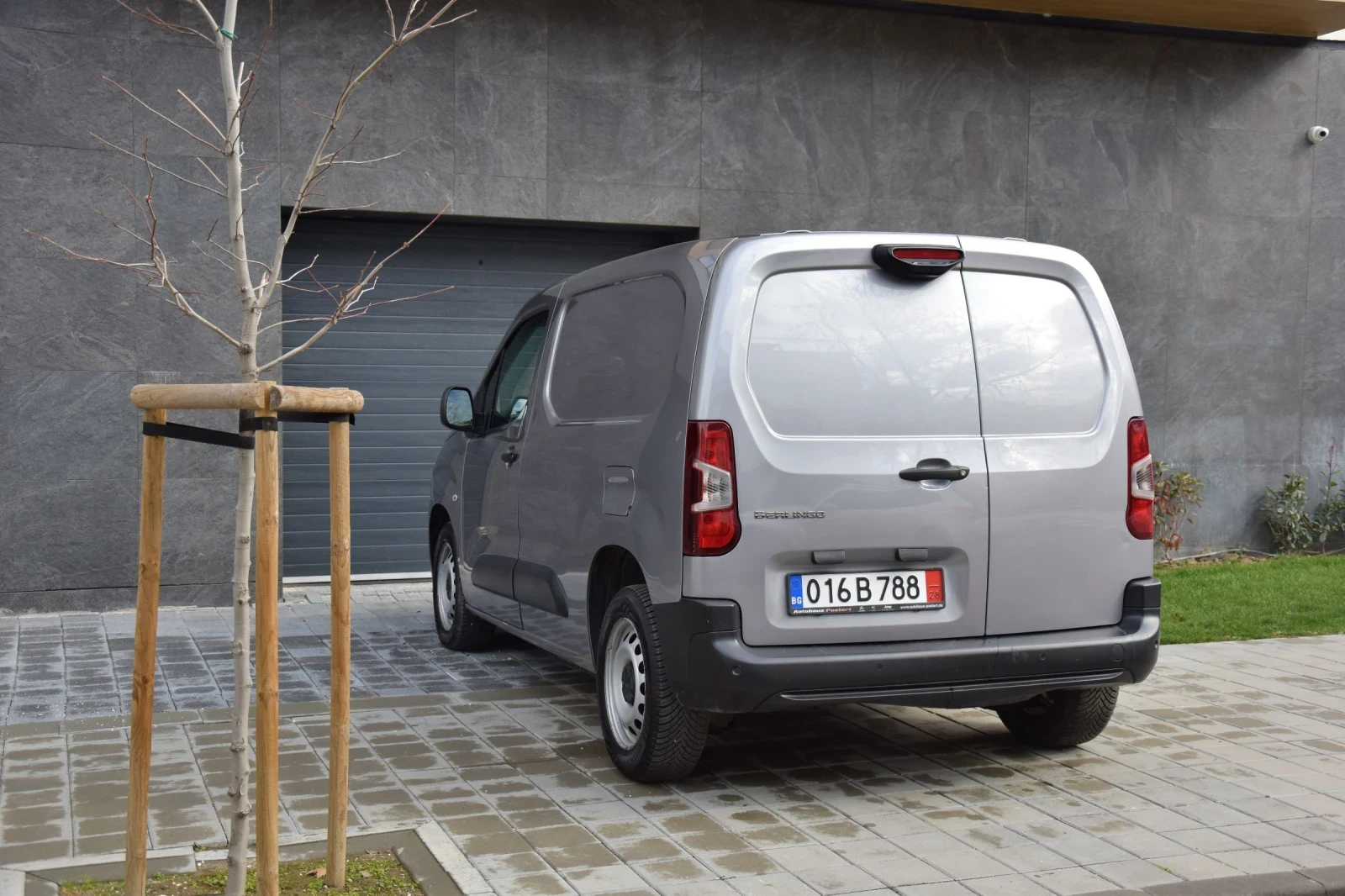 Citroen Berlingo 1.5 РЕГИСТРИРАН N1, снимка 6 - Автомобили и джипове - 54611521
