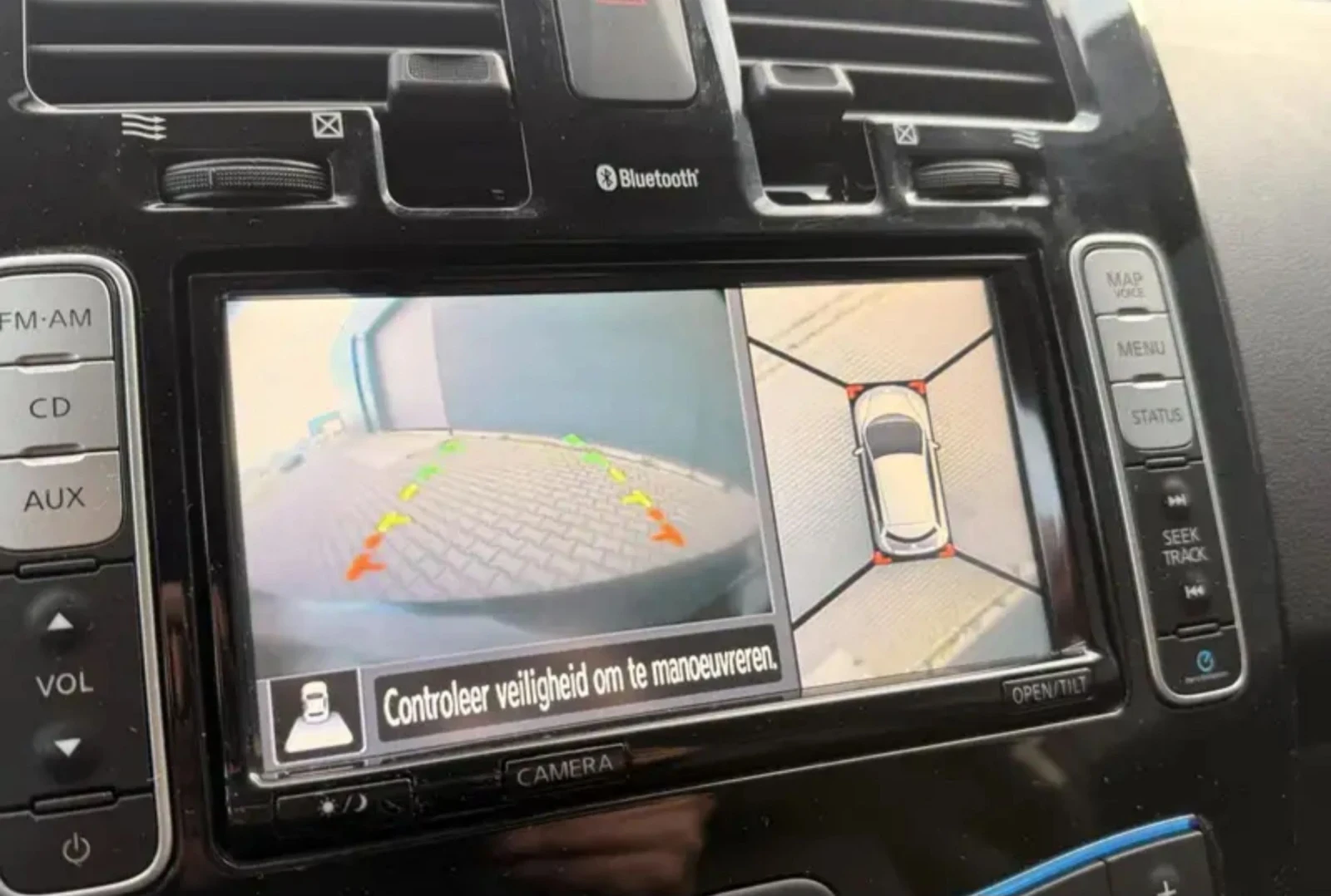 Nissan Leaf , снимка 12 - Автомобили и джипове - 54801395