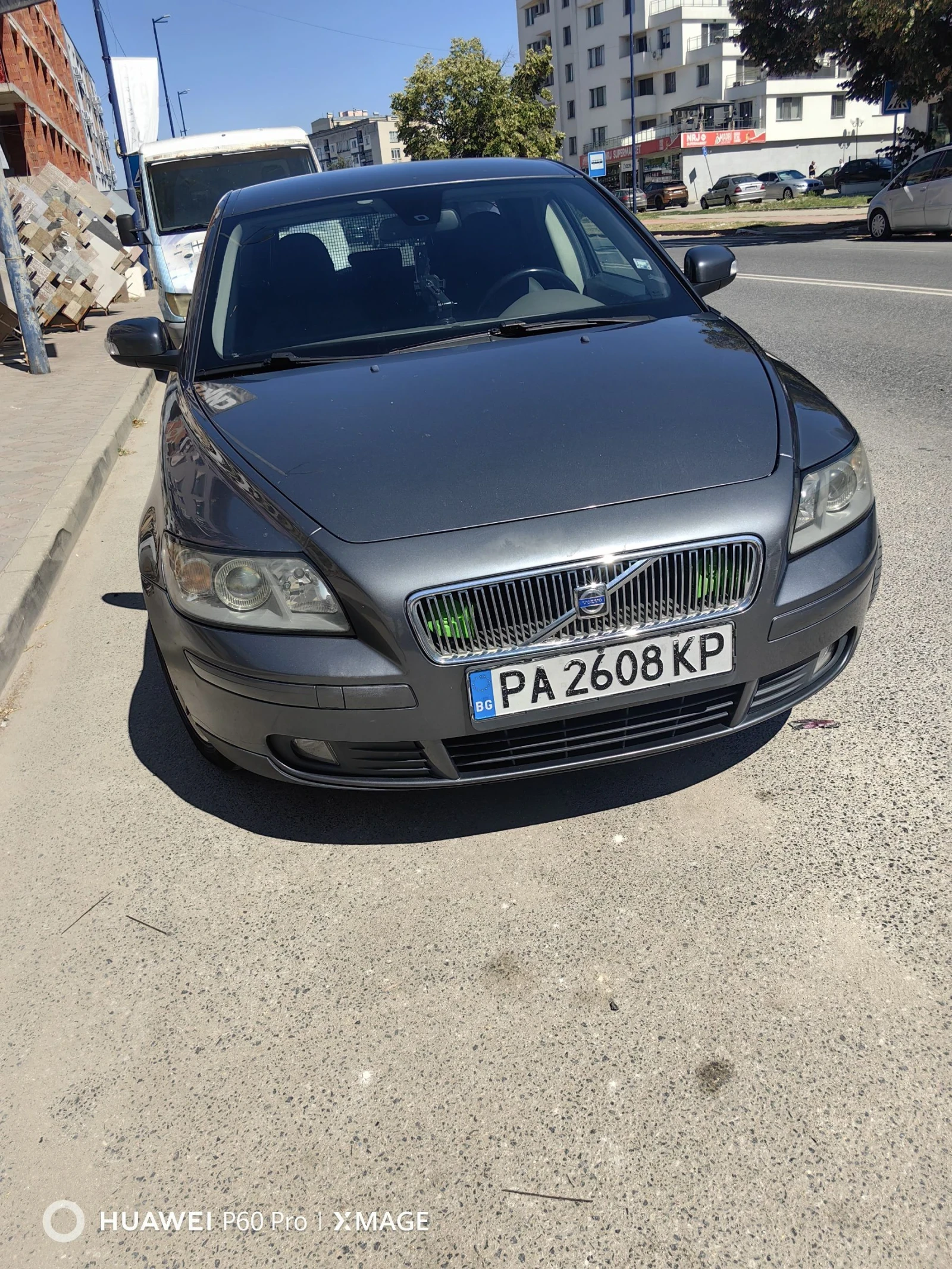 Volvo V50