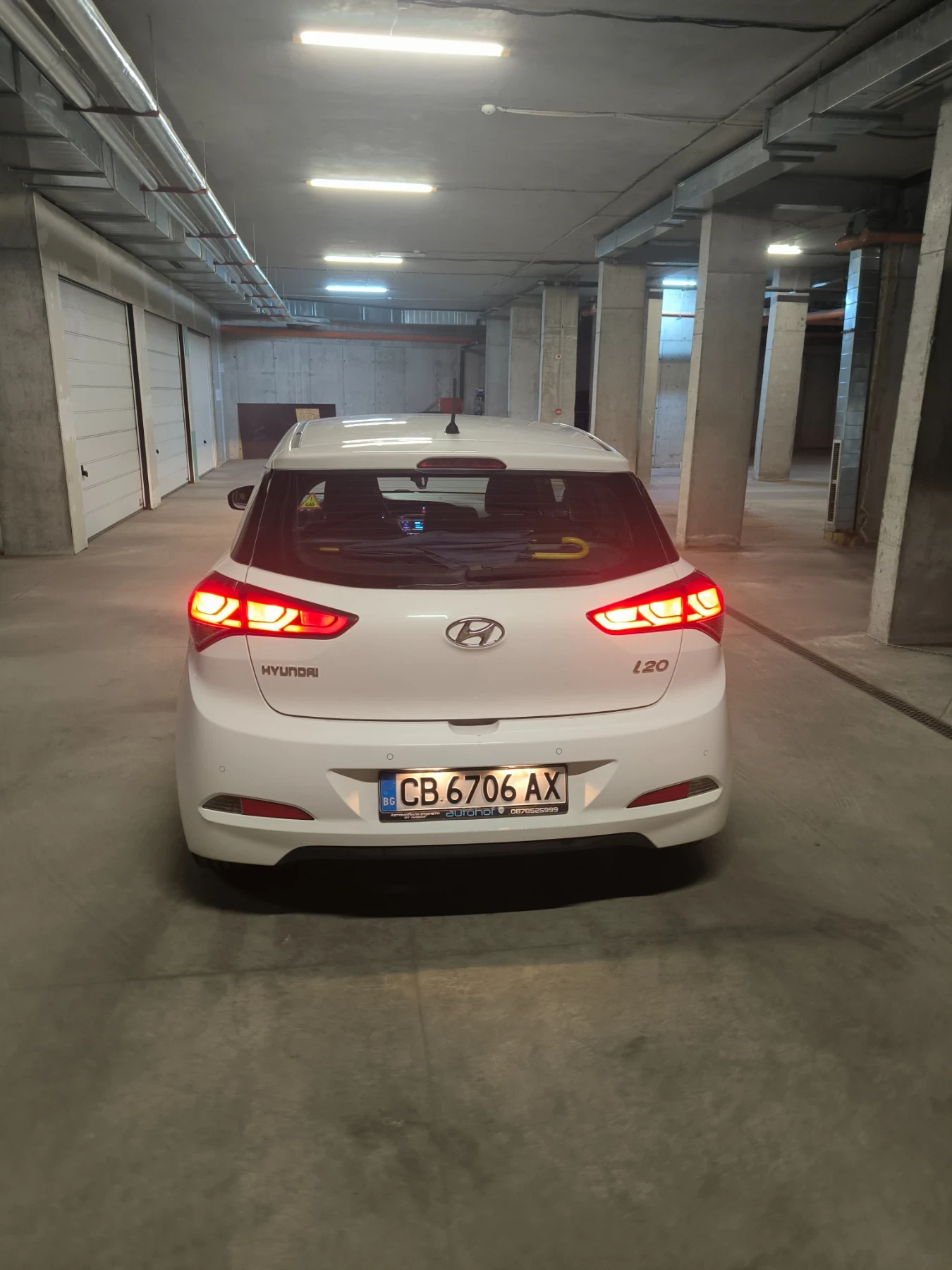 Hyundai I20, снимка 3 - Автомобили и джипове - 56201610