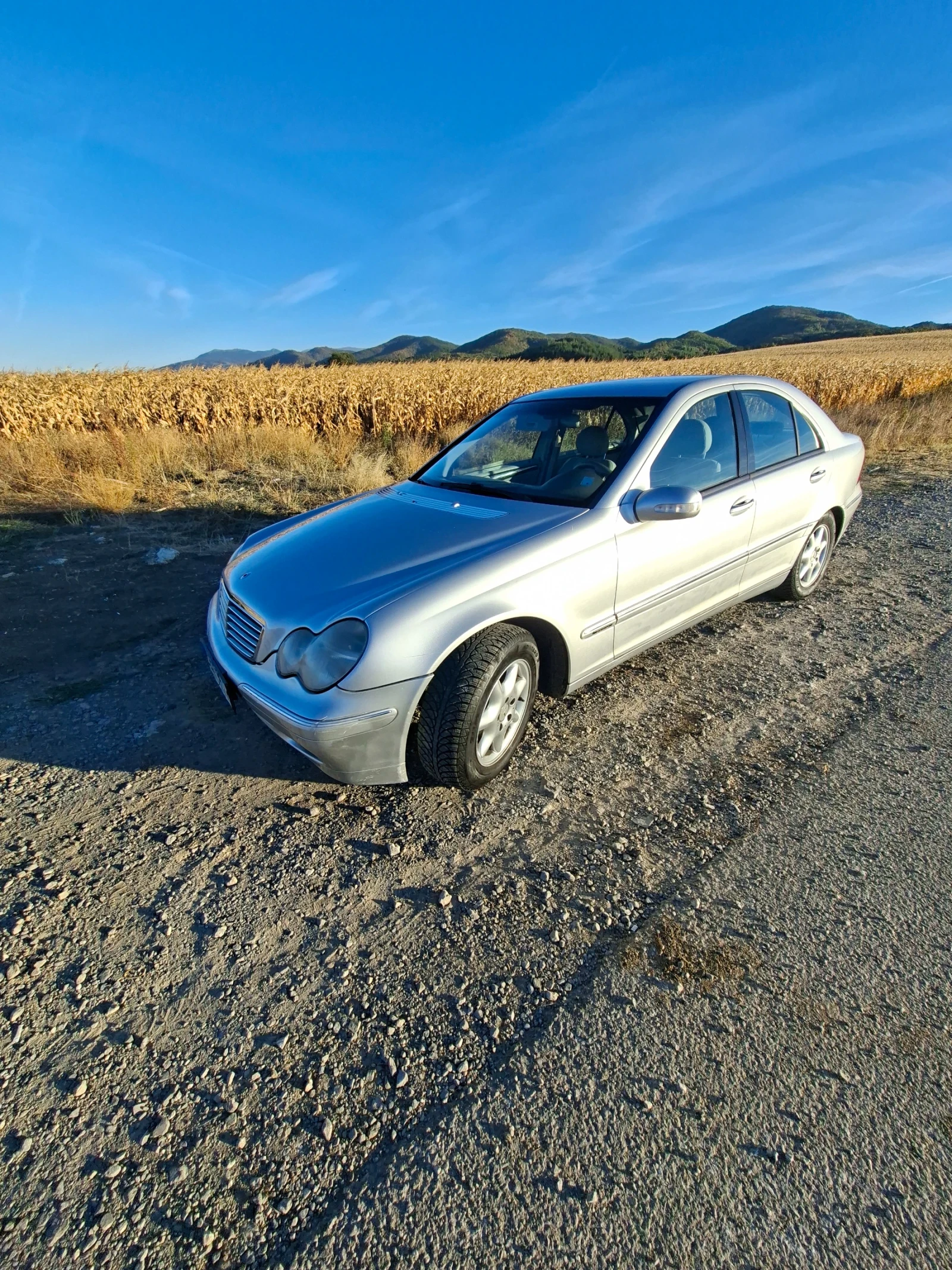 Mercedes-Benz C 220, снимка 3 - Автомобили и джипове - 56524698