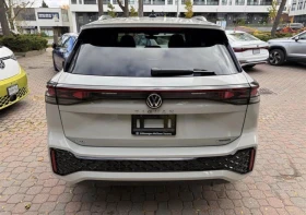 VW Tiguan HIGHLINE TURBO * R LINE * МАСАЖ * ОБДУХВАНЕ * НОВ , снимка 3