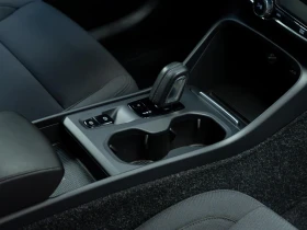 Volvo XC40 T5* RECHARGE* PHEV* R DesignCAM* , снимка 10