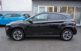 Hyundai Kona Premium 64 kW, кожен салон, панорамен покрив