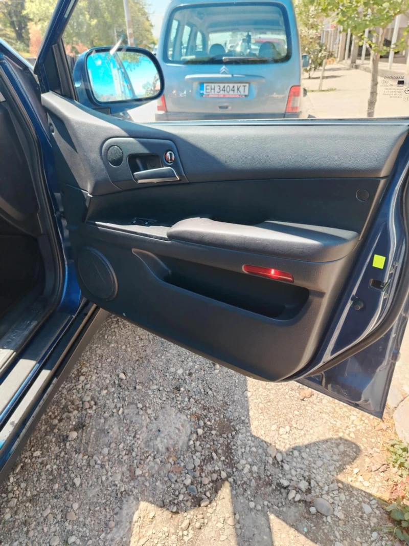 SsangYong Kyron 2000, снимка 7 - Автомобили и джипове - 52429576