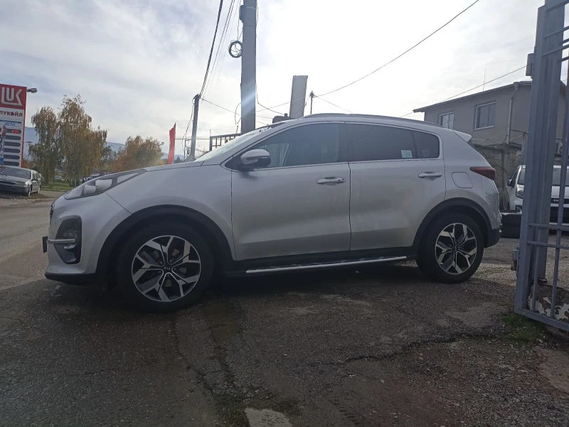 Kia Sportage 2.0 CRDI 4X4 Premium XS, снимка 3 - Автомобили и джипове - 52394632