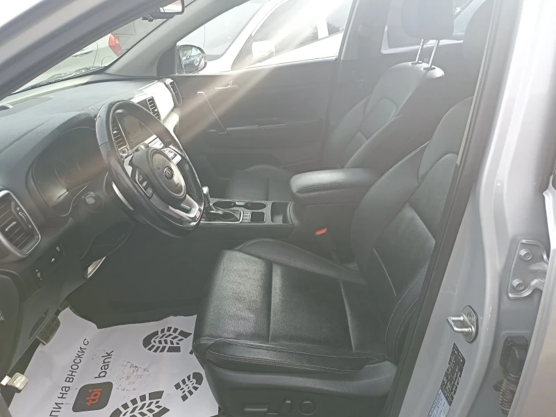 Kia Sportage 2.0 CRDI 4X4 Premium XS, снимка 12 - Автомобили и джипове - 52394632