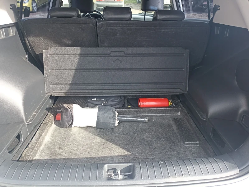 Kia Sportage 2.0 CRDI 4X4 Premium XS, снимка 8 - Автомобили и джипове - 52394632