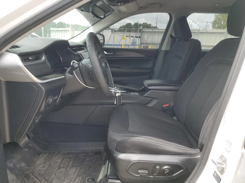 Jeep Grand cherokee L LAREDO, снимка 7 - Автомобили и джипове - 52415678