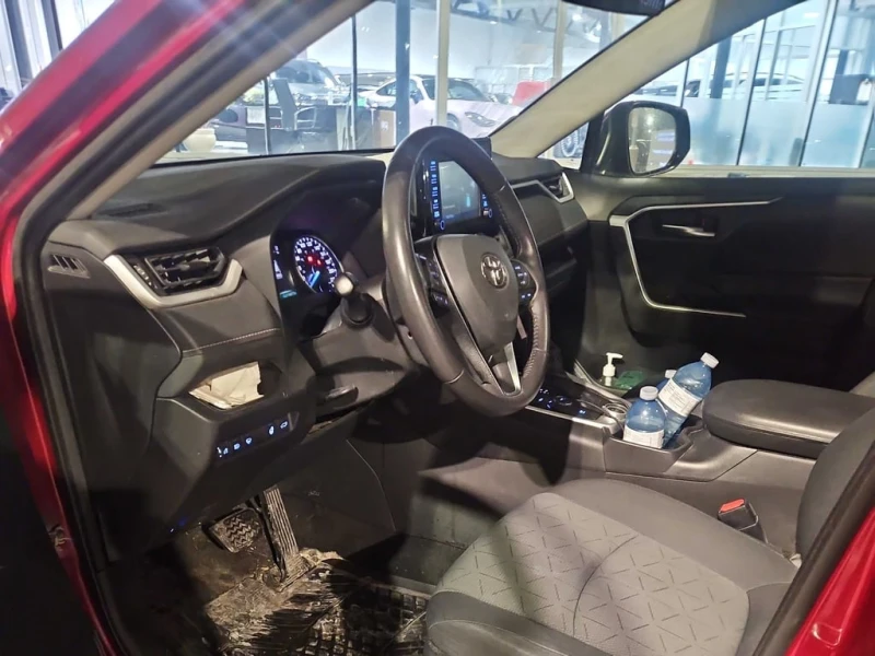 Toyota Rav4 * Hybrid * CARFAX * БЕЗ ПЪРВОНАЧАЛНА ВНОСКА, снимка 14 - Автомобили и джипове - 53009578