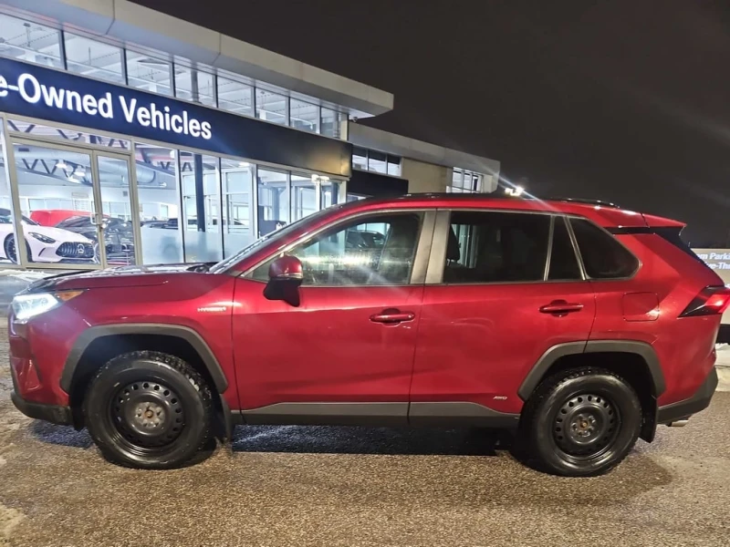 Toyota Rav4 * Hybrid * CARFAX * БЕЗ ПЪРВОНАЧАЛНА ВНОСКА, снимка 11 - Автомобили и джипове - 53009578