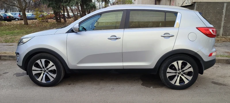 Kia Sportage 3, снимка 5 - Автомобили и джипове - 53435132