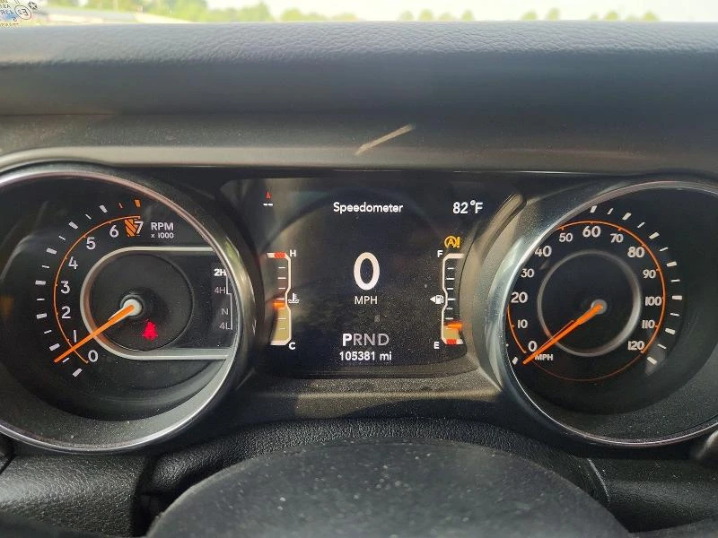 Jeep Wrangler, снимка 9 - Автомобили и джипове - 55572264