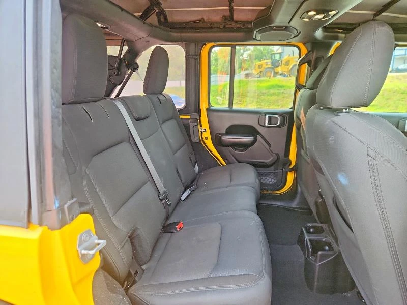 Jeep Wrangler, снимка 11 - Автомобили и джипове - 55572264