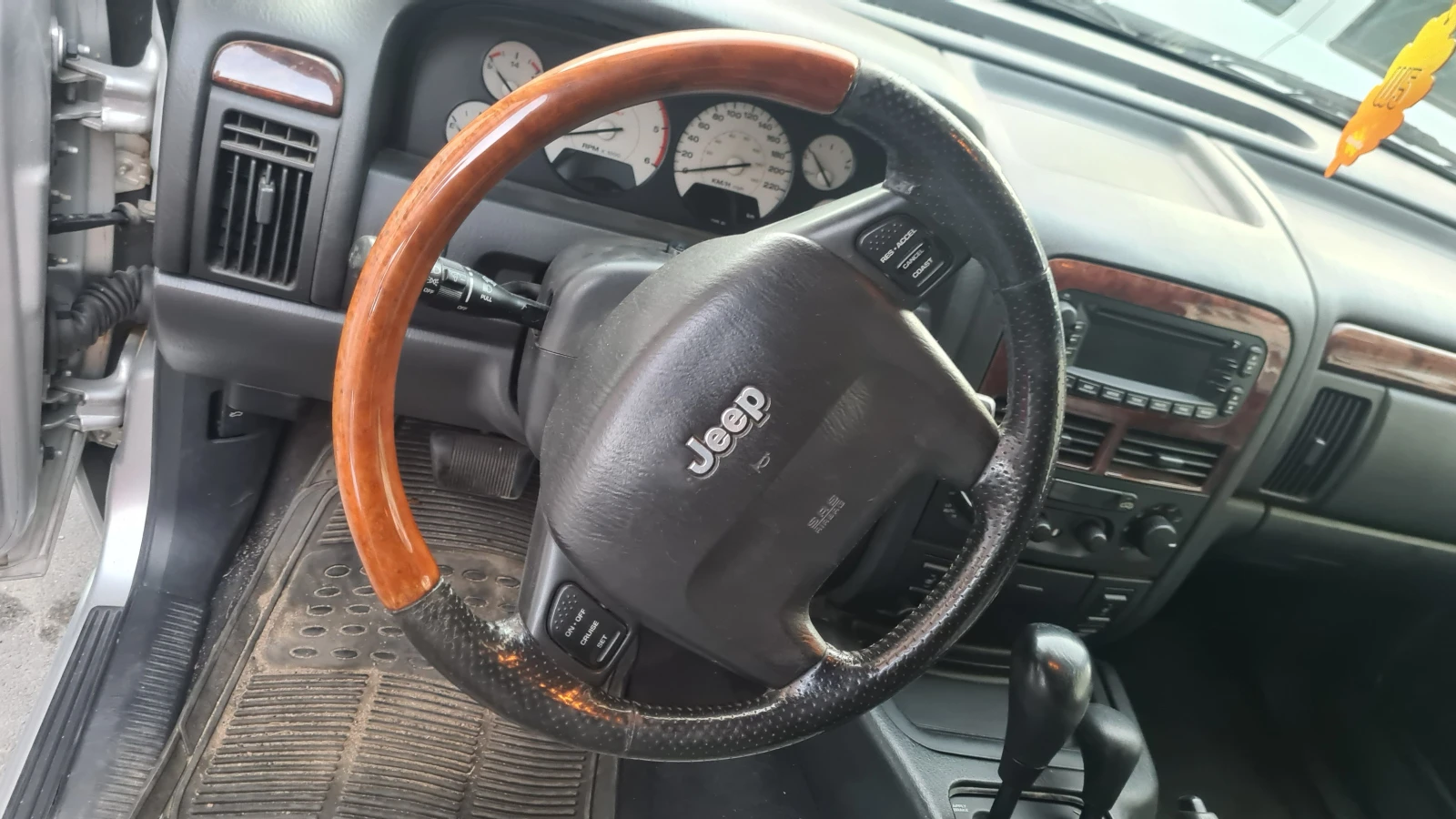 Jeep Grand cherokee 2.7 cdi - изображение 2