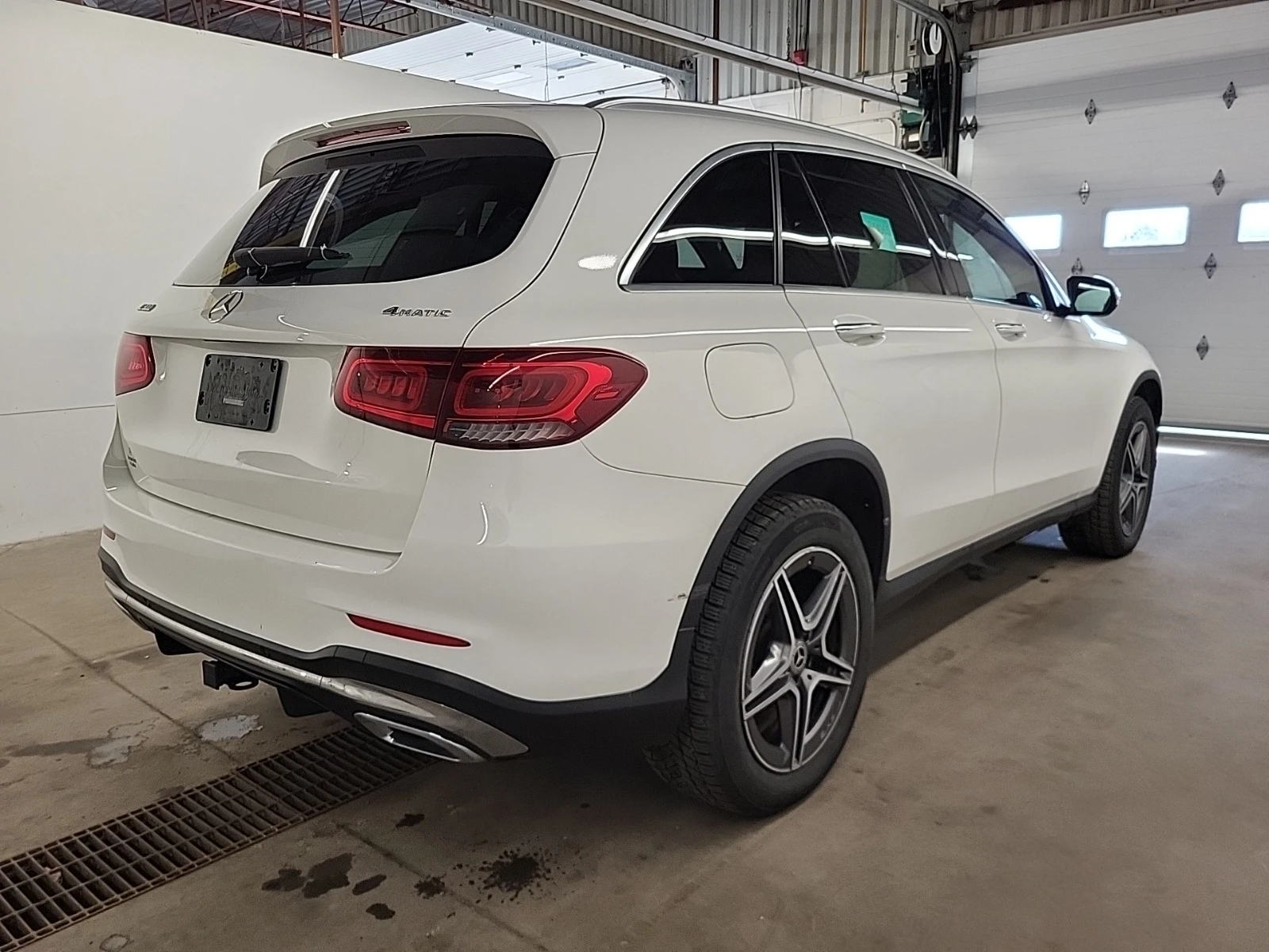 Mercedes-Benz GLC 300 Back up* Пано* Подгрев* Авто финанс.*  - изображение 6