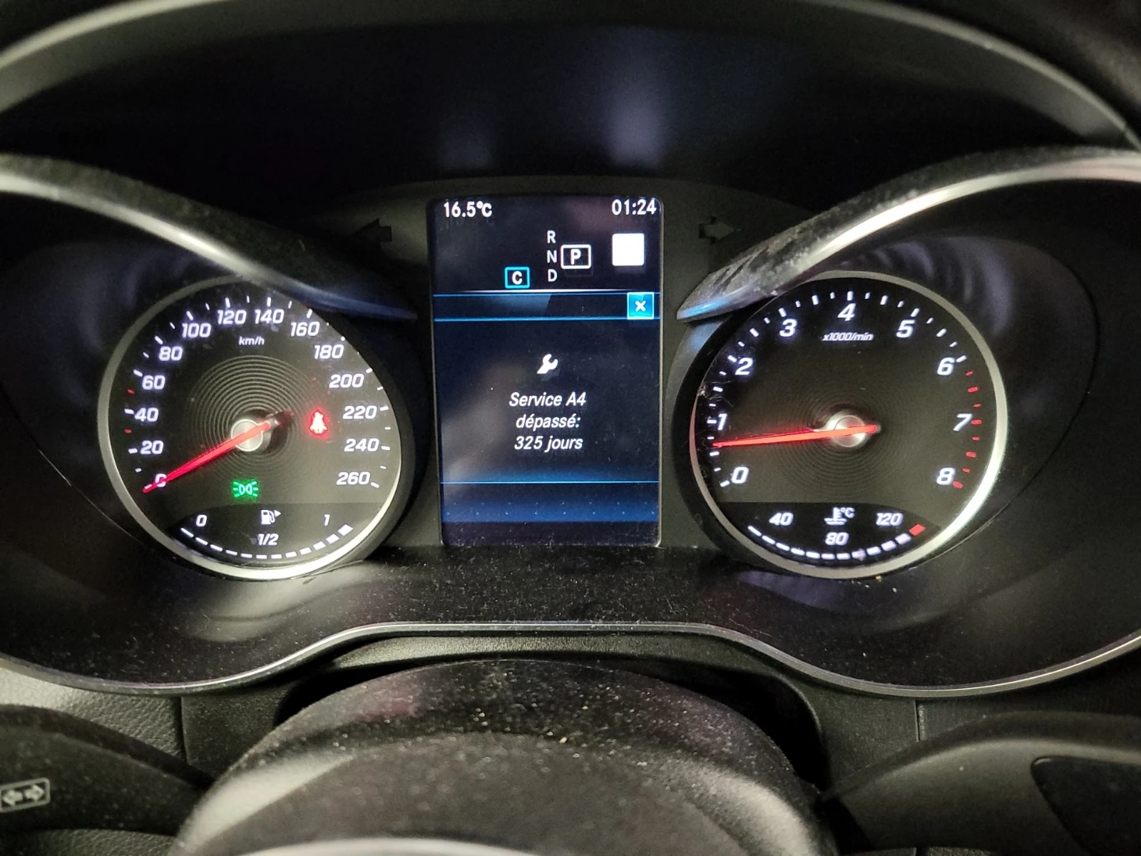 Mercedes-Benz GLC 300 Back up* Пано* Подгрев* Авто финанс.*  - изображение 10
