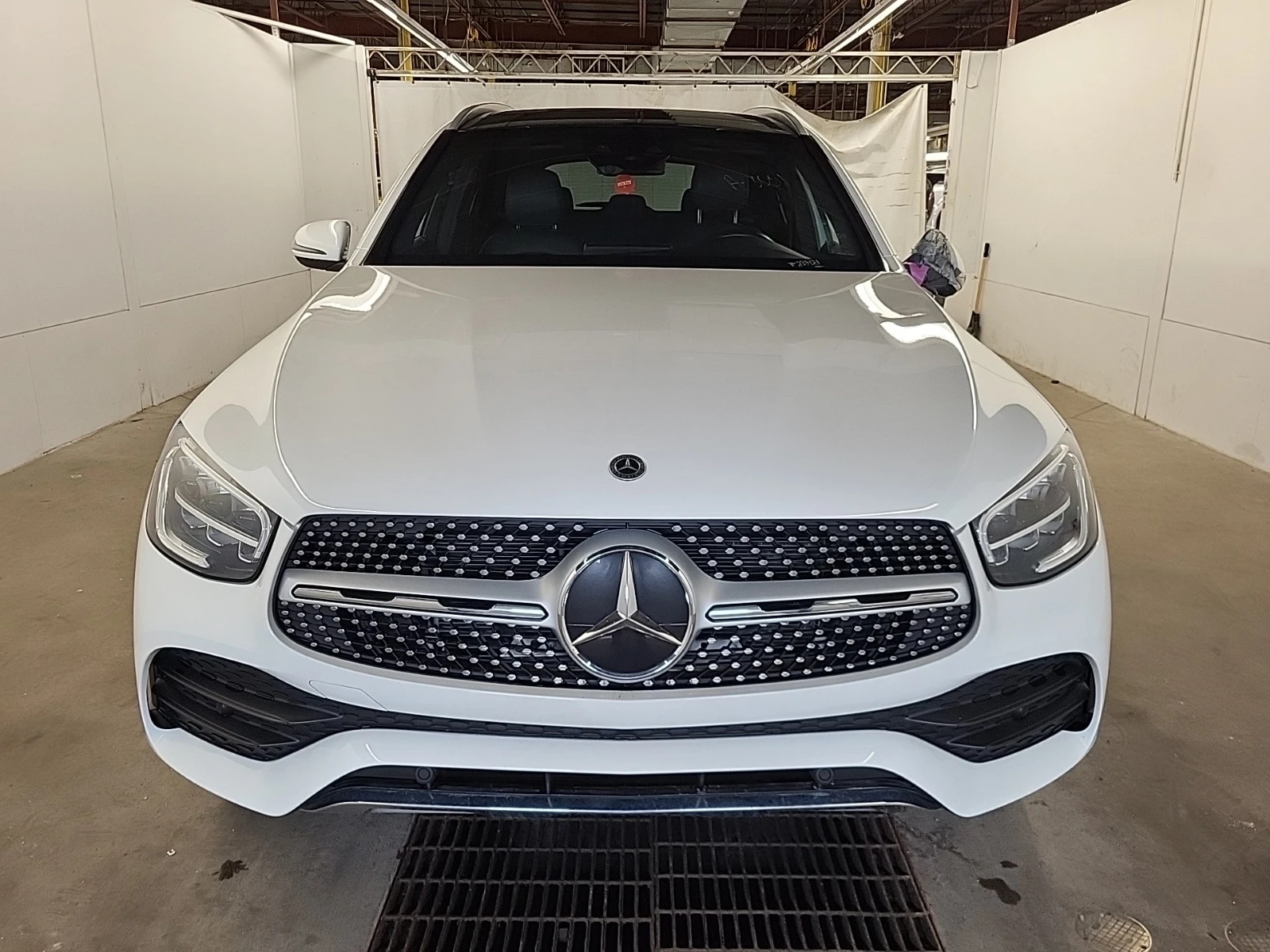 Mercedes-Benz GLC 300 Back up* Пано* Подгрев* Авто финанс.*  - изображение 3