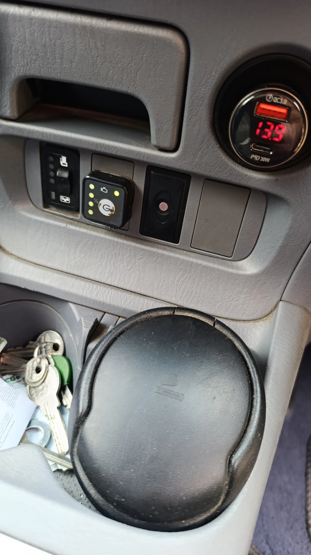 Toyota Rav4  - изображение 10
