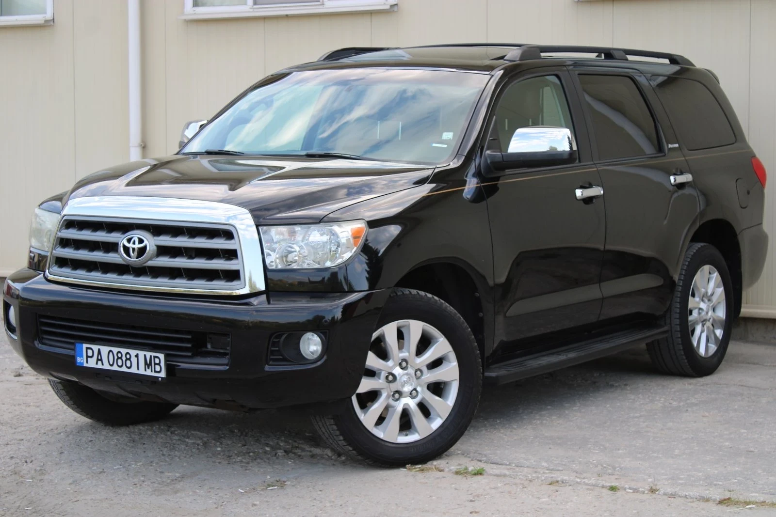 Toyota Sequoia Platinum  - изображение 2