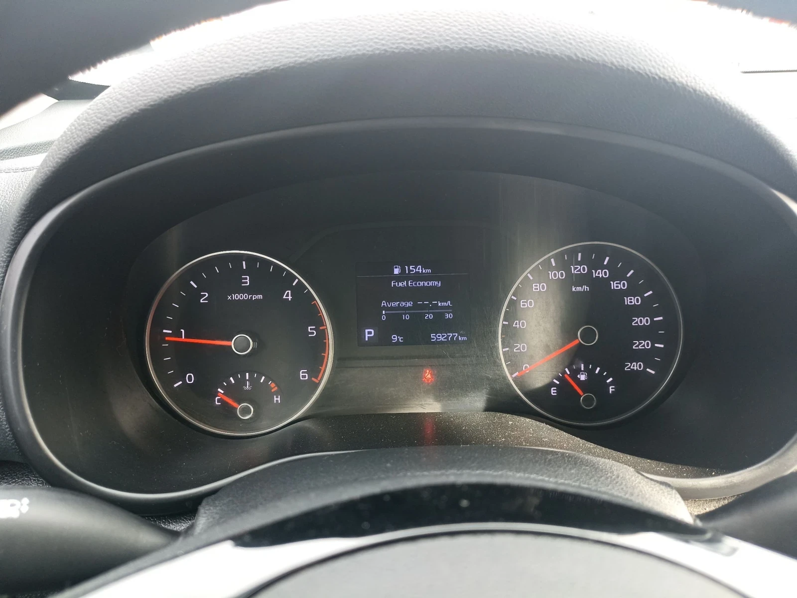 Kia Sportage 2.0 CRDI 4X4 Premium XS - изображение 9