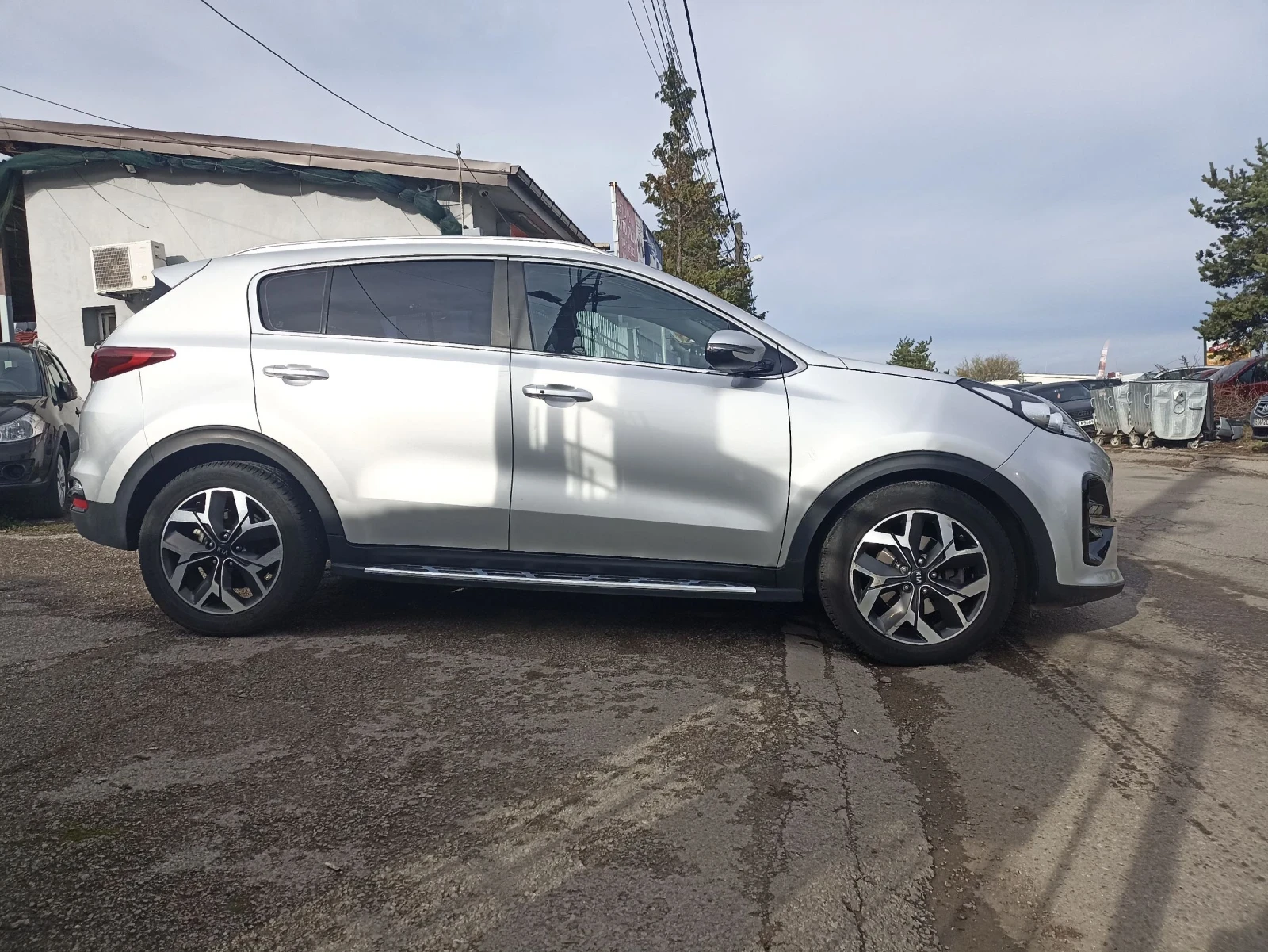 Kia Sportage 2.0 CRDI 4X4 Premium XS - изображение 5