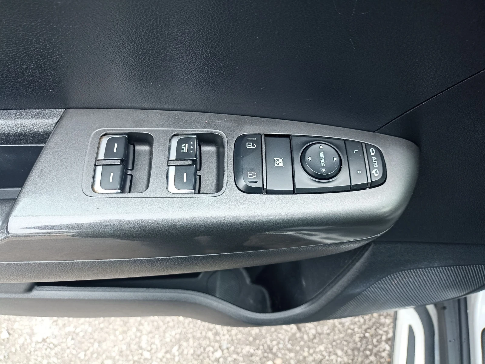 Kia Sportage 2.0 CRDI 4X4 Premium XS | Mobile.bg � ����������� 14