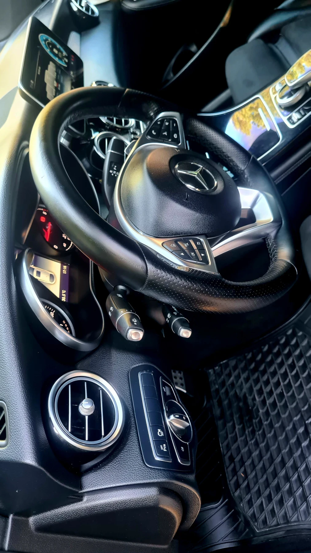 Mercedes-Benz GLC 250 250D AMG LINE - изображение 10