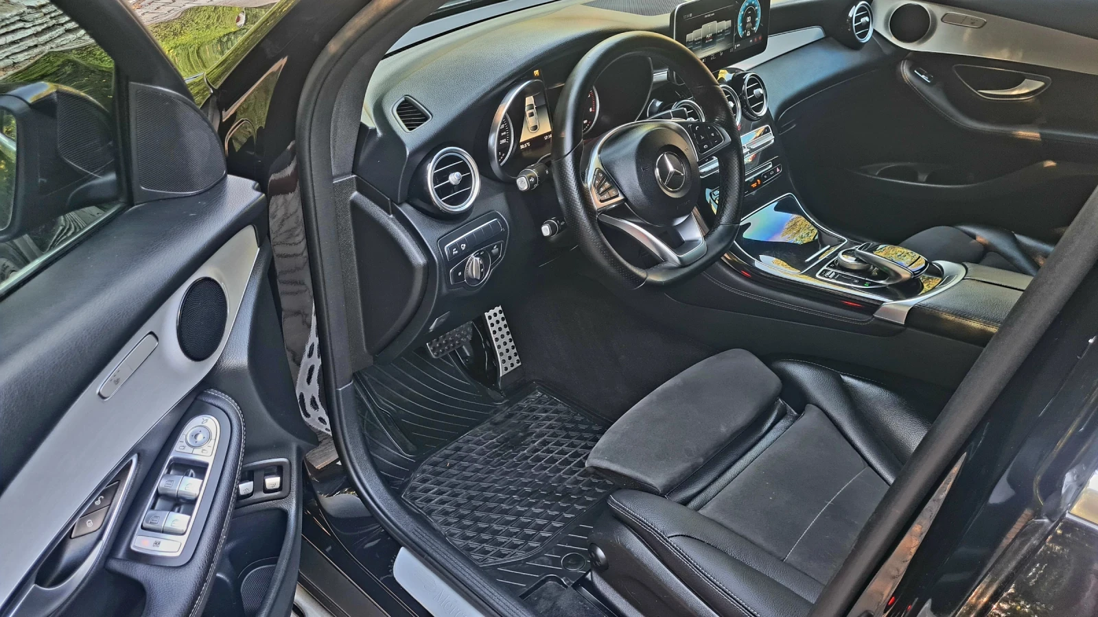 Mercedes-Benz GLC 250 250D AMG LINE - изображение 8