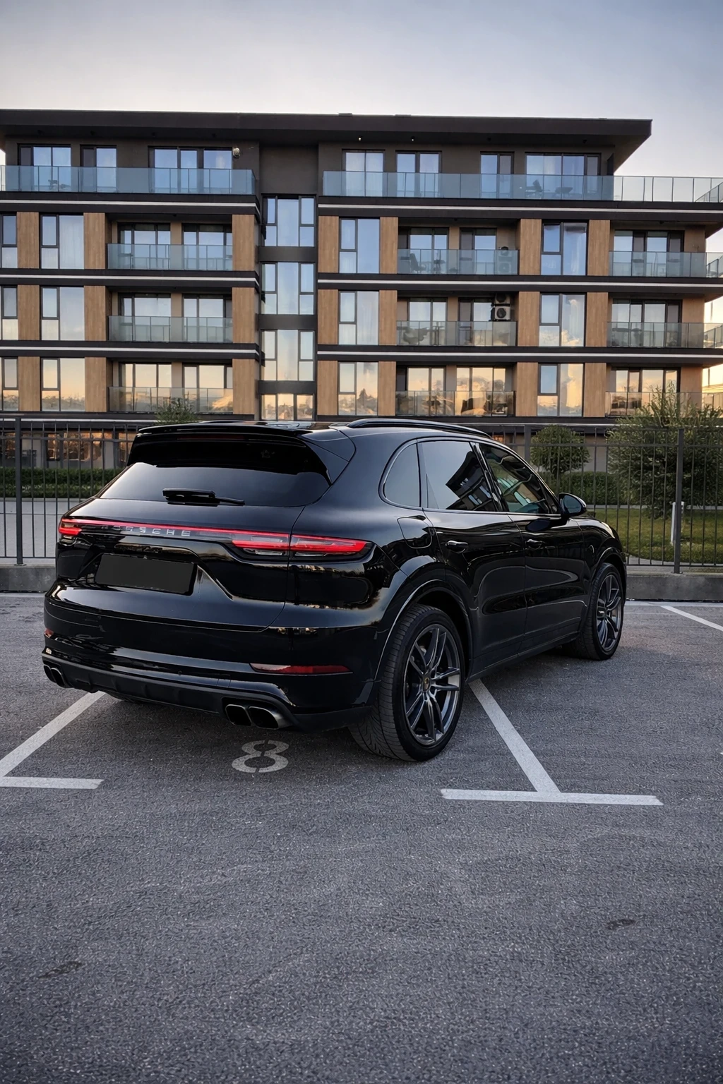 Porsche Cayenne  Turbo V8  Sport Chrono\360\Burmaster\Soft close