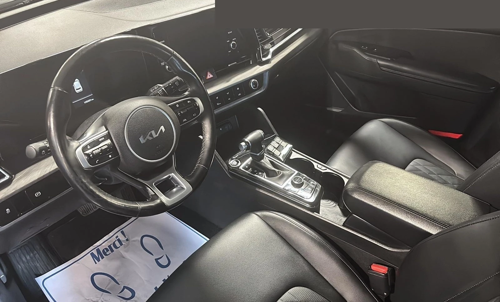 Kia Sportage X-Line AWD* DIGITAL* ПОДГРЕВ* М.ТОЧКА* , снимка 9 - Автомобили и джипове - 54174693