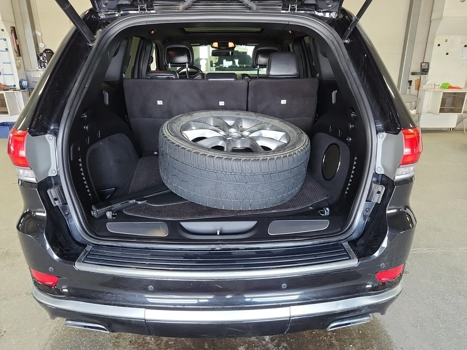 Jeep Grand cherokee SUMMIT * 5.7 HEMI * AWD * �������� *  | Mobile.bg � ����������� 11