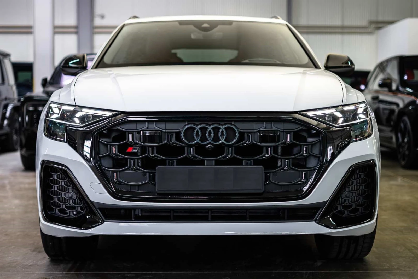 Audi SQ8 NEW* FACELIFT* RS* DIGITAL OLED LIGHT* B&O* PANO* , снимка 2 - Автомобили и джипове - 54341278