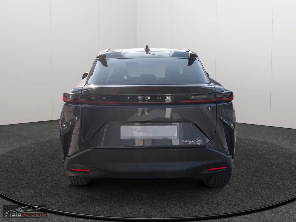 Lexus RX 500 e/НОВ!/381HP/EXECUTIVE/20/360/KLESS/DIGITAL/405z, снимка 6 - Автомобили и джипове - 54477613