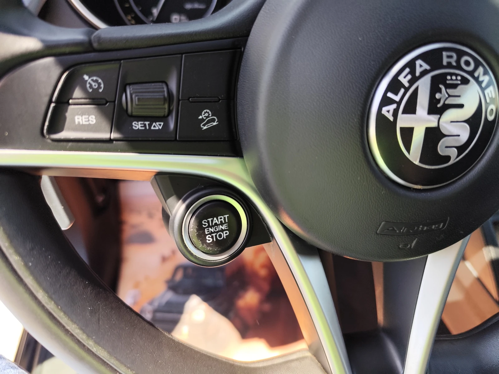 Alfa Romeo Stelvio 2.0i* TURBO* Q4* 4X4* АВТОМАТИК* LED* ЕURO6B* , снимка 9 - Автомобили и джипове - 54699520