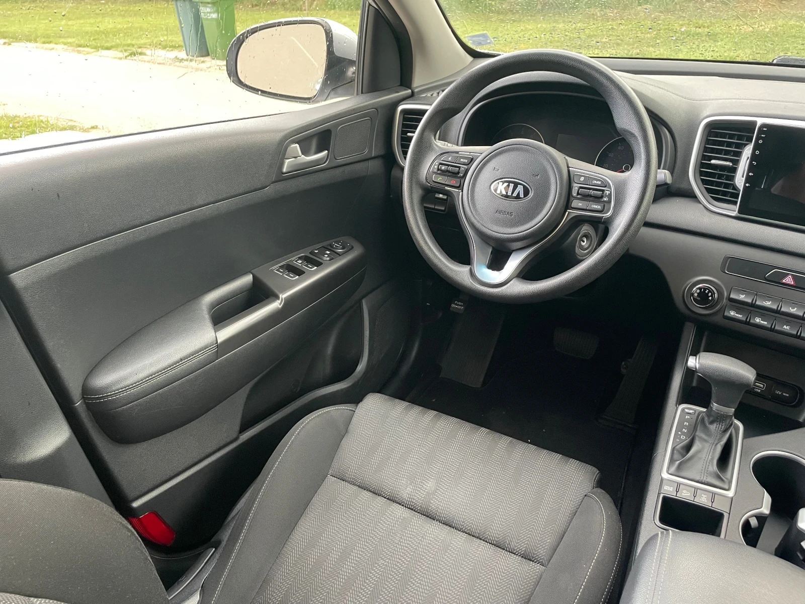 Kia Sportage 4Х4 Автомат, снимка 13 - Автомобили и джипове - 55437341