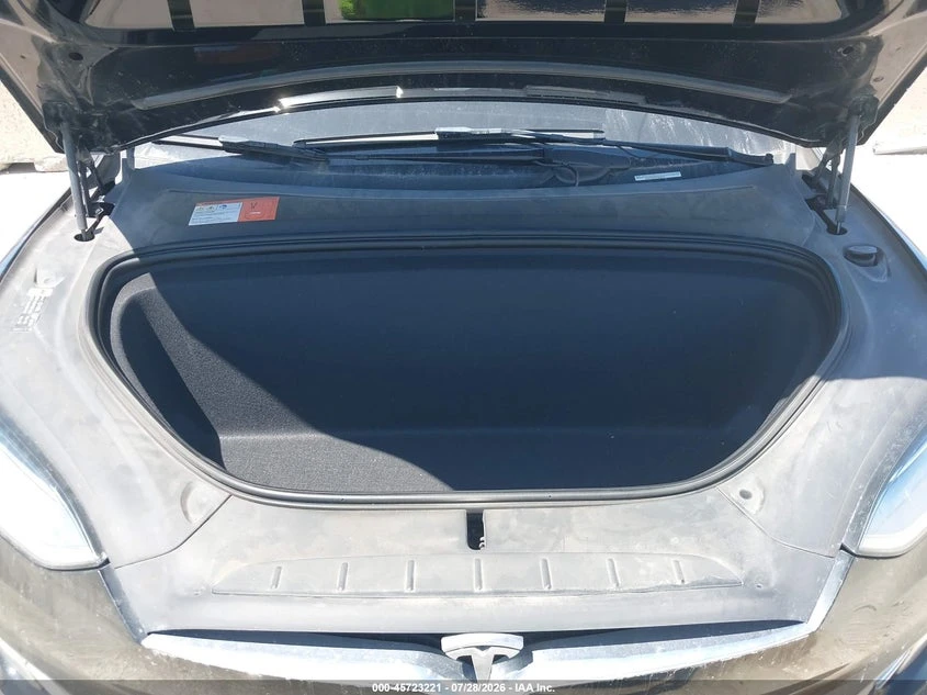 Tesla Model X 75D AWD, снимка 10 - Автомобили и джипове - 55893513
