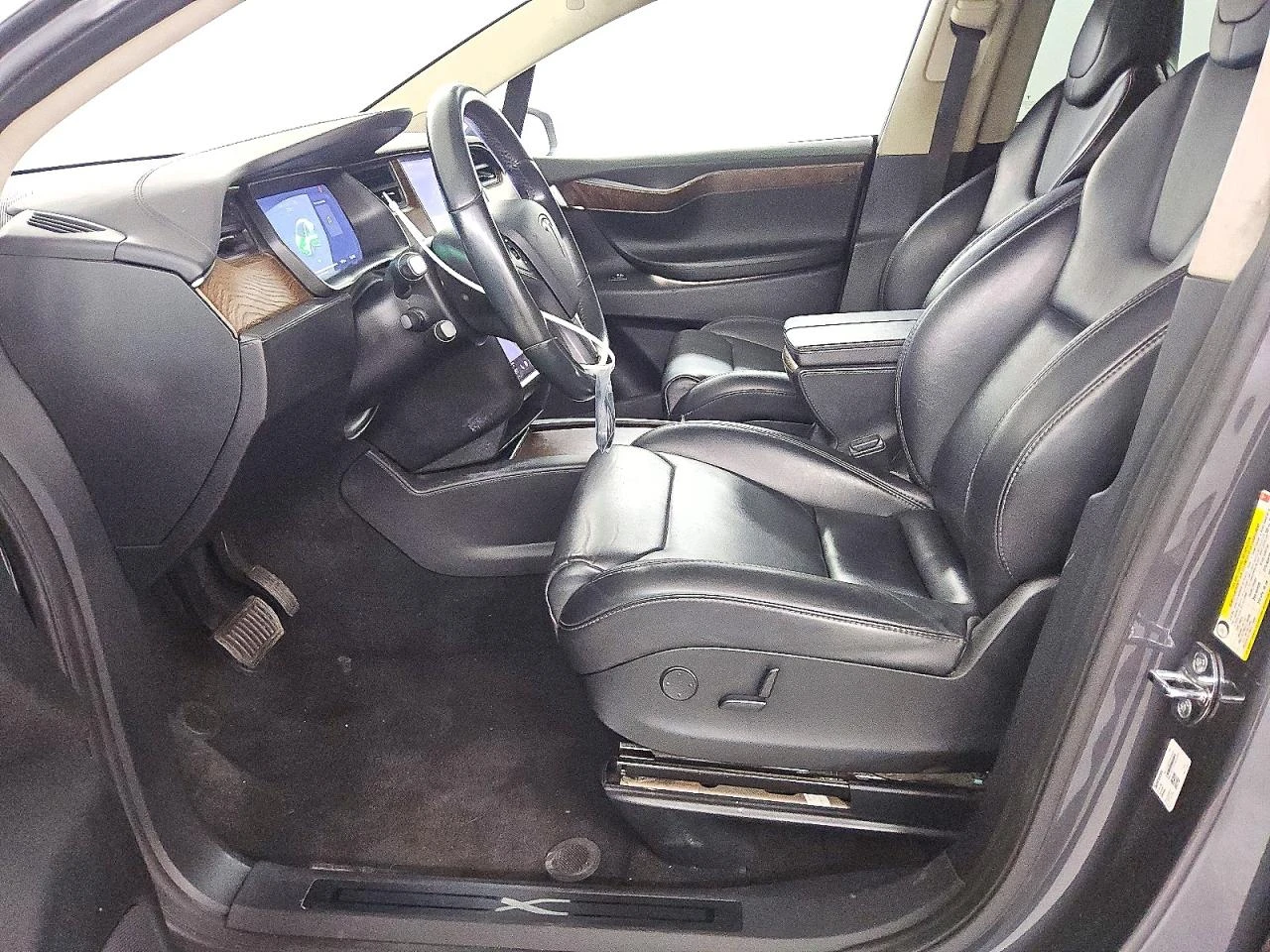 Tesla Model X, снимка 7 - Автомобили и джипове - 56525927