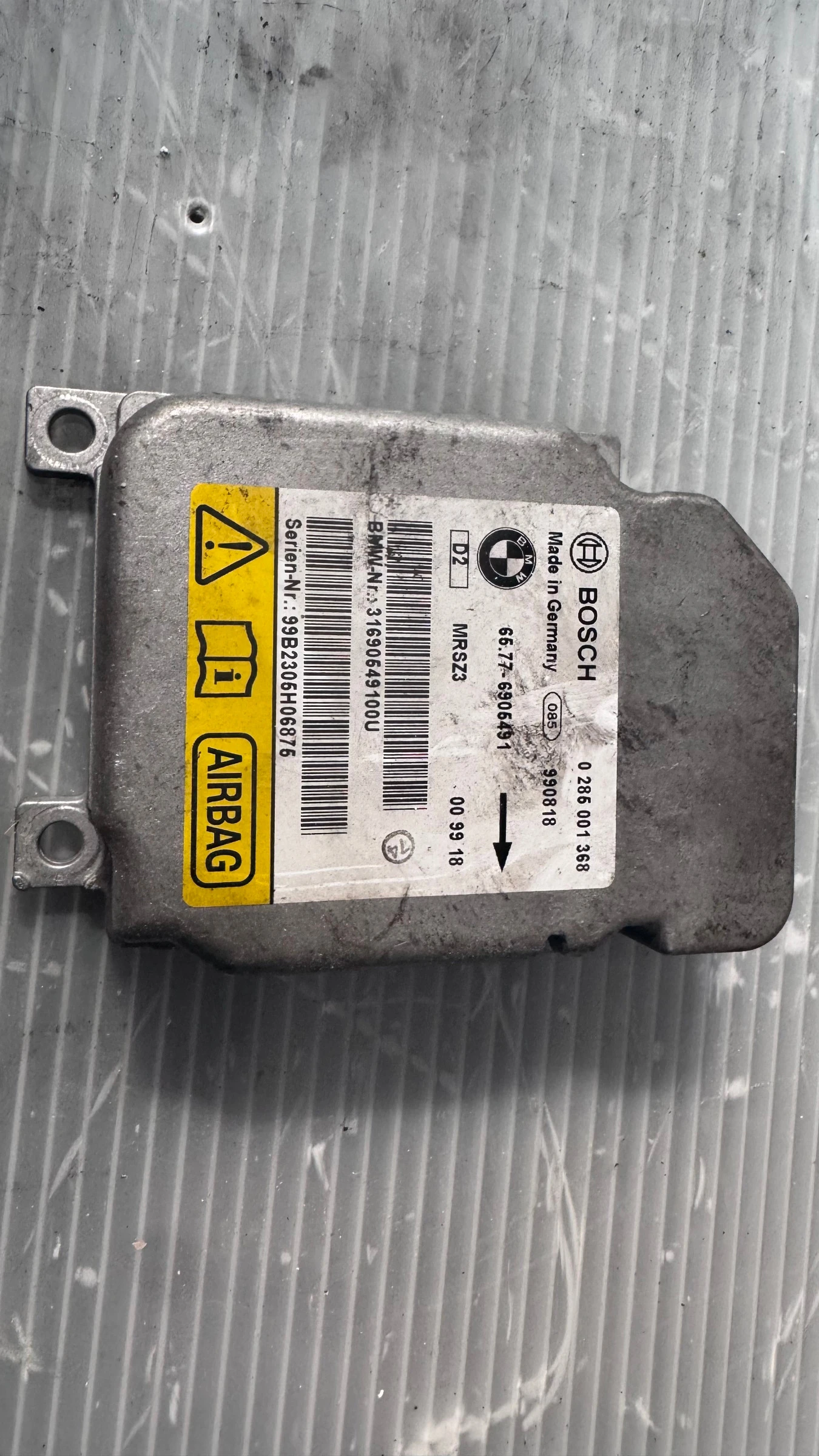 Airbag  /  /  a BMW E46 - 65.77-6905491 / 0285001368 | Mobile.bg   2