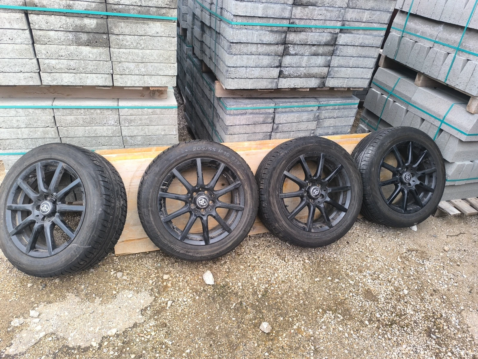 ���� � ������ 205/55R16 | Mobile.bg � ����������� 1
