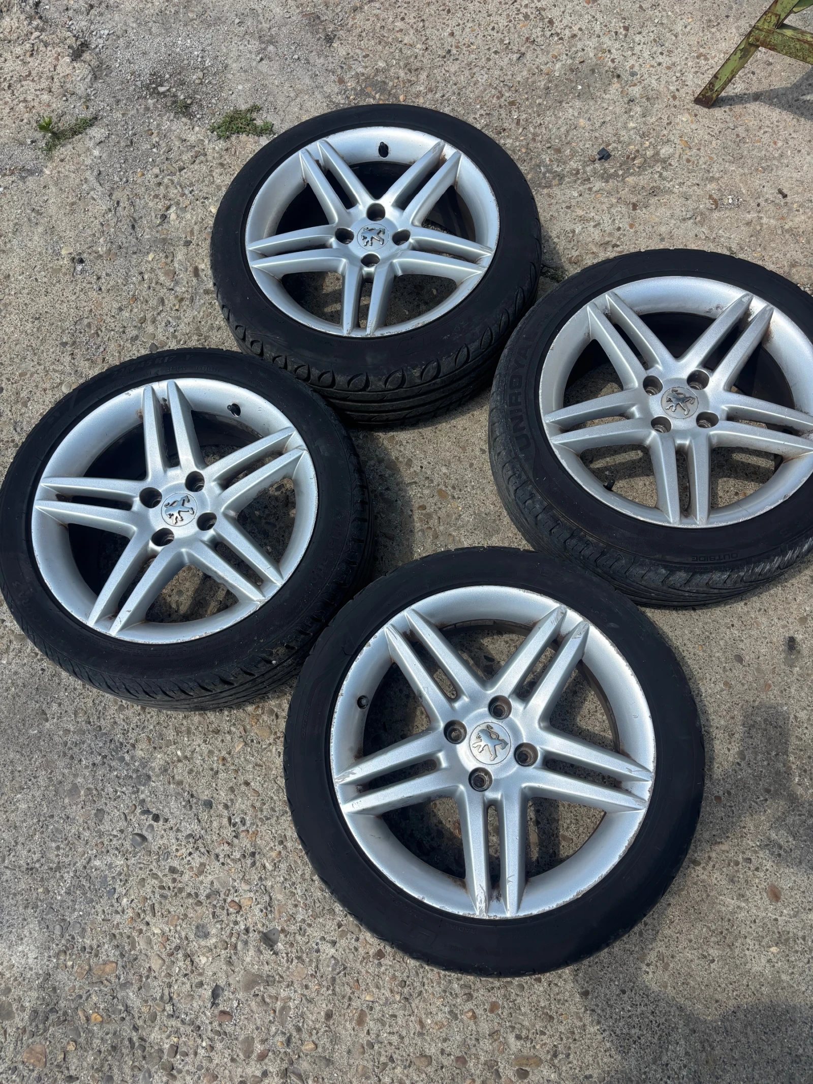 Гуми с джанти Barum 225/45R17