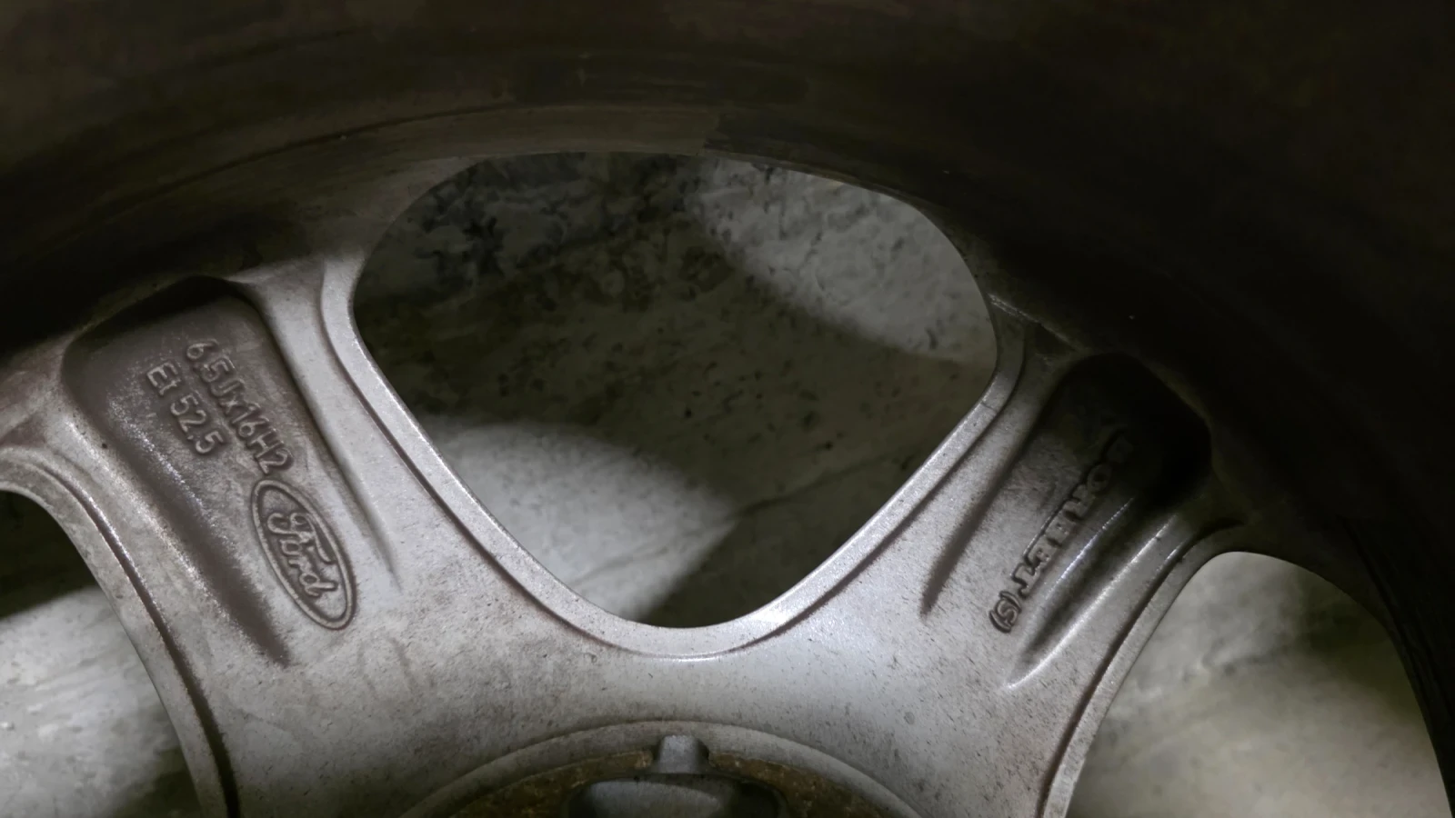 ���� � ������ 215/55R16 �� Ford | Mobile.bg � ����������� 7