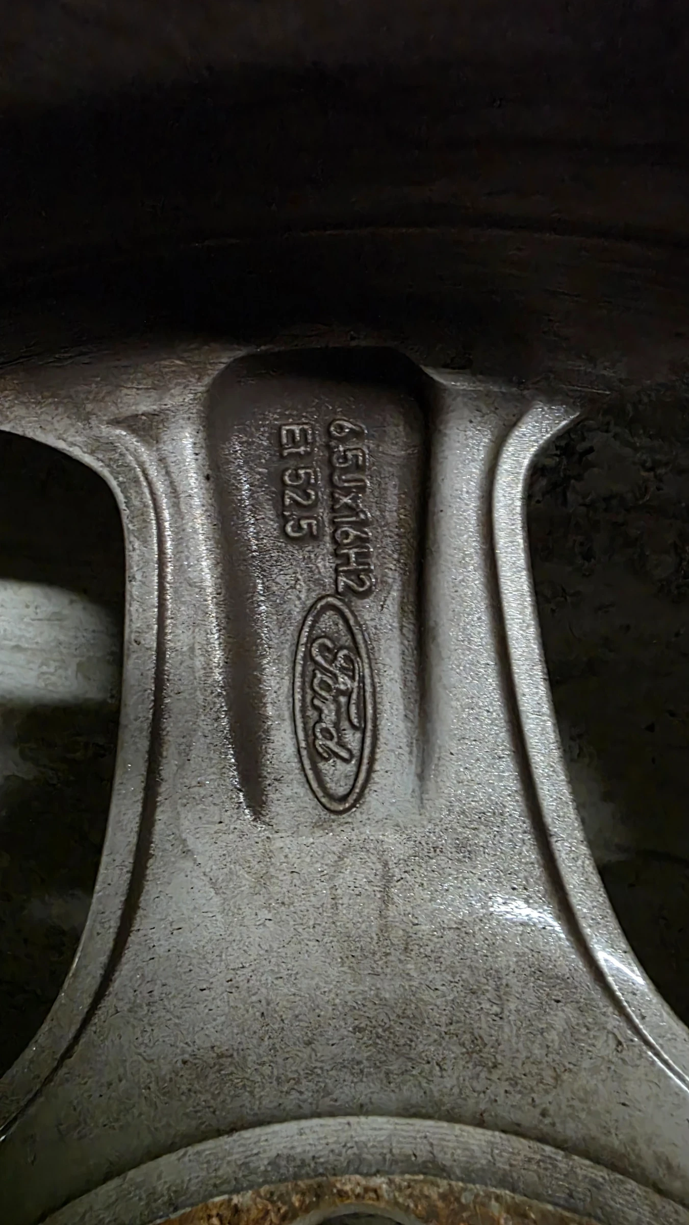���� � ������ 215/55R16 �� Ford | Mobile.bg � ����������� 5