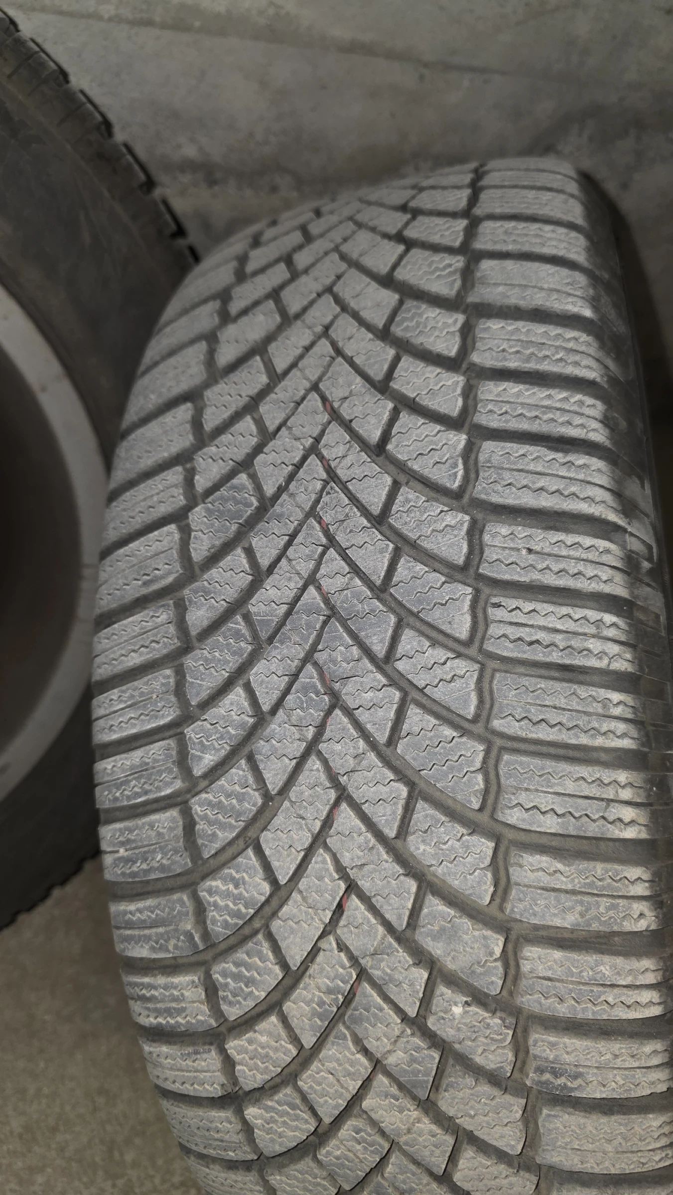 ���� � ������ 215/55R16 �� Ford | Mobile.bg � ����������� 9