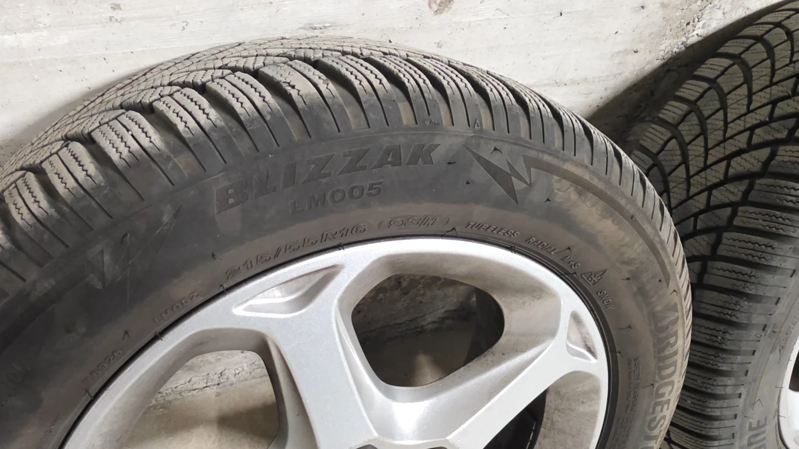 ���� � ������ 215/55R16 �� Ford | Mobile.bg � ����������� 13