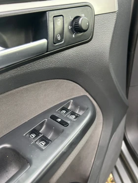 VW Touran 1.6 TDI, Navi, снимка 11