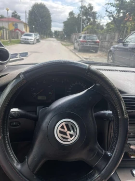 Обява за продажба на VW Passat Климатик Автомат и д-р. ~3 600 лв. - изображение 5